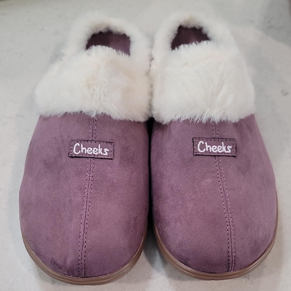 Cheeks Women's Purple Slippers